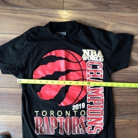 TORONTO Raptors 2019 NBA World Champions TShirt - Picture 5 of 5